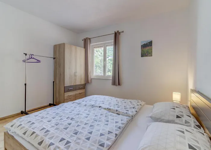 Dora Apartment