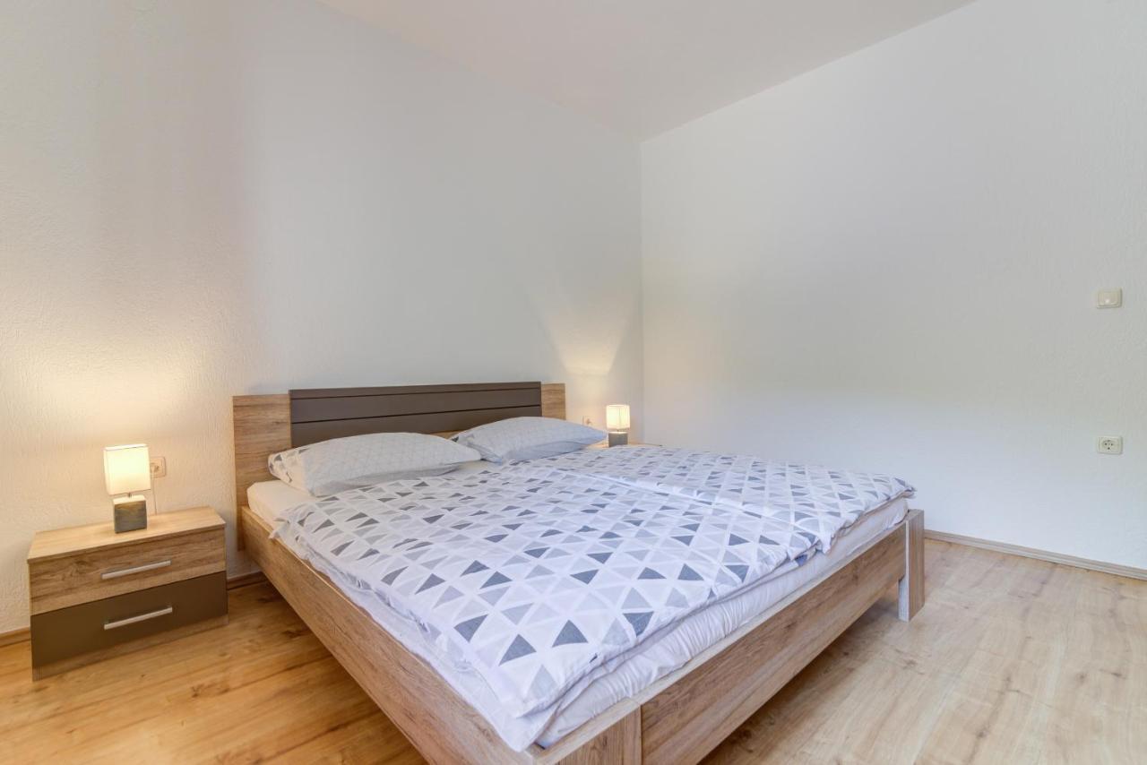 Dora Apartment
